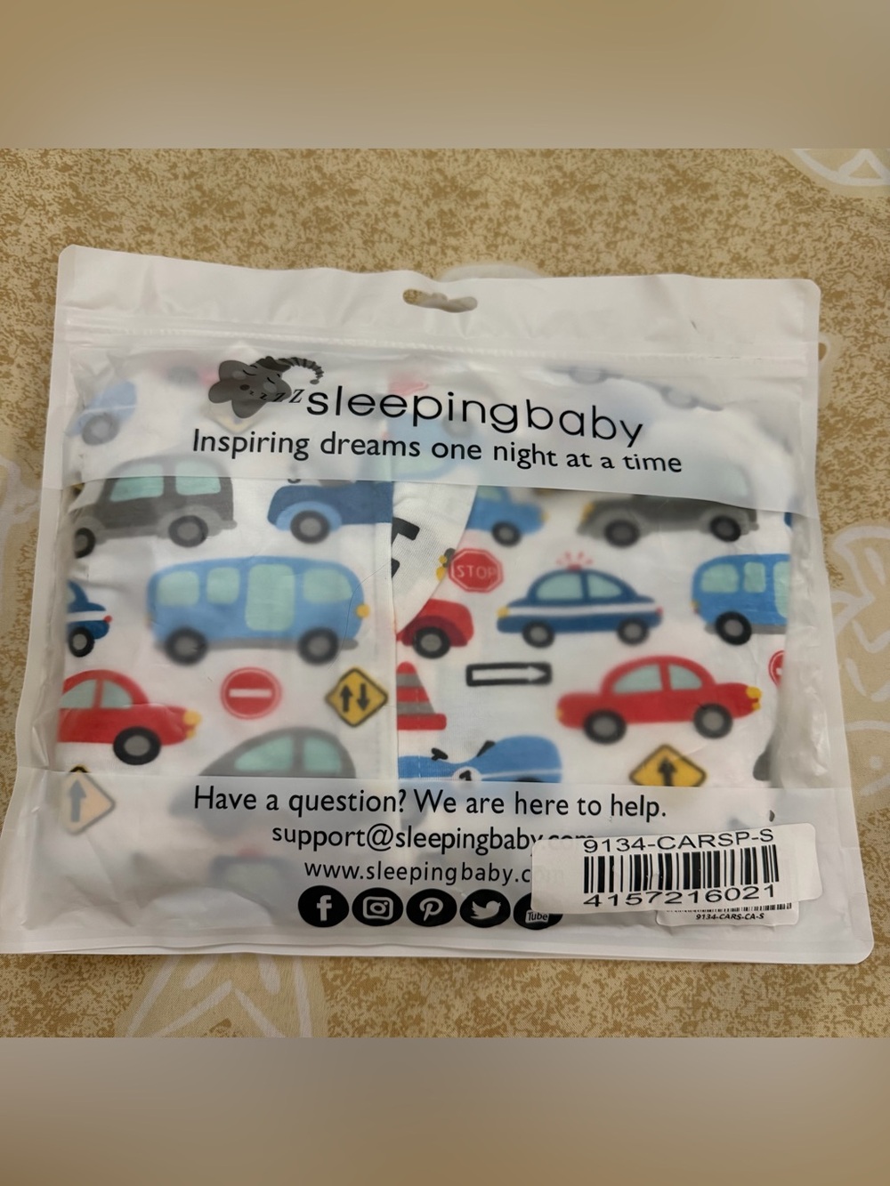 Sleeping Baby Zipadee Zip Swaddle Busy Road Size Small 4-8M